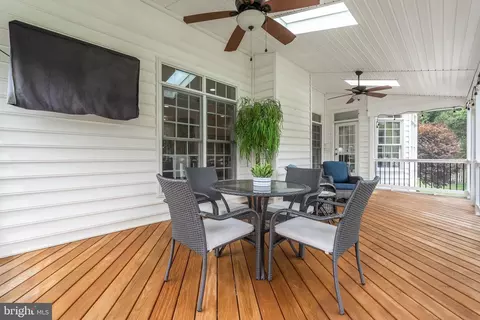 Exterior - 14335 Lander Rd, Midlothian, VA 23113 photo 6 of 17