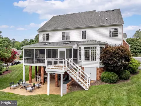 Exterior - 14335 Lander Rd, Midlothian, VA 23113 photo 9 of 17