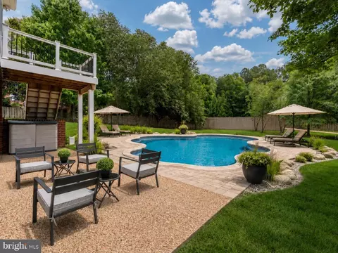 Exterior - 14335 Lander Rd, Midlothian, VA 23113 photo 13 of 17