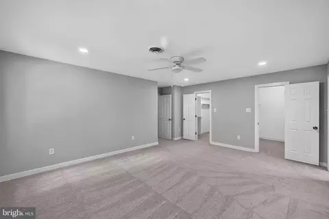 Bedroom - 6222 Willow Glen Rd, Midlothian, VA 23112 photo 6 of 9