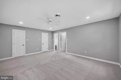 Bedroom - 6222 Willow Glen Rd, Midlothian, VA 23112 photo 3 of 9