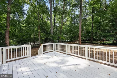 Exterior - 6222 Willow Glen Rd, Midlothian, VA 23112 photo 5 of 5