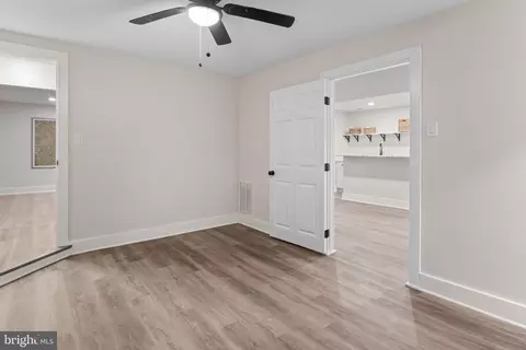Entry Way - 3211 Barnes Spring Ter, Midlothian, VA 23112 photo 6 of 7