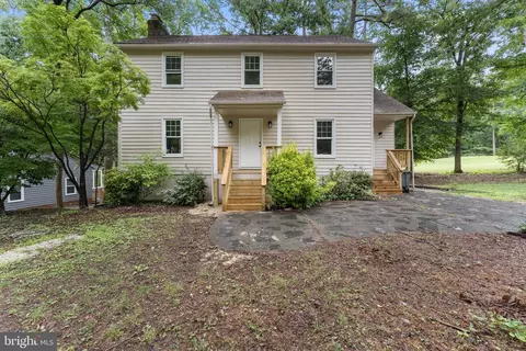 Exterior - 3211 Barnes Spring Ter, Midlothian, VA 23112 photo 3 of 7