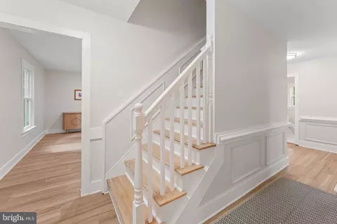 Entry Way - 3211 Barnes Spring Ter, Midlothian, VA 23112 photo 3 of 7