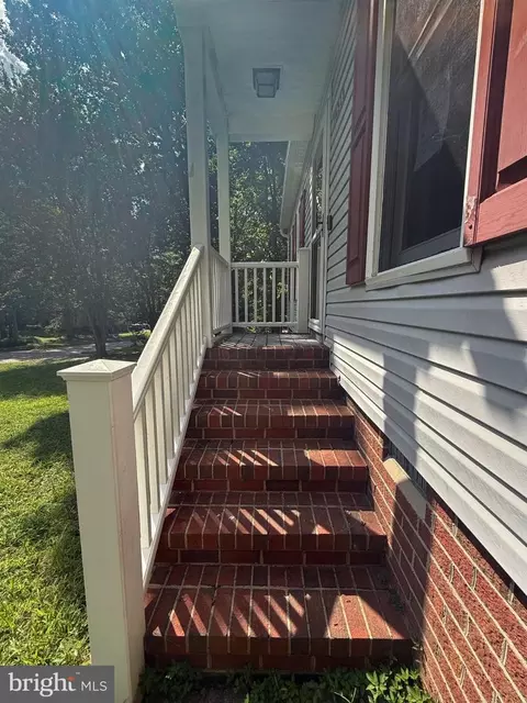 14519 Sonnenburg Dr, Chester, VA 23831