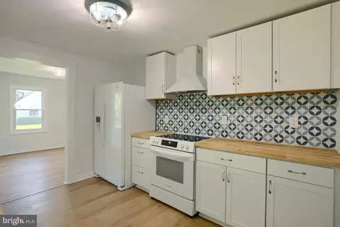 1800 Westgate St, Chesapeake, VA 23324