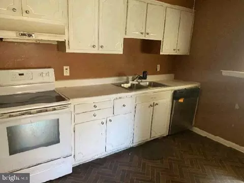 3904 Starboard Rd, Chesapeake, VA 23321 photo 4