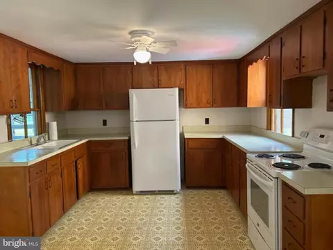 19 E Main St, Boyce, VA 22620 photo 18