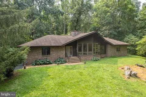 2823 Senseny Rd, Berryville, VA 22611