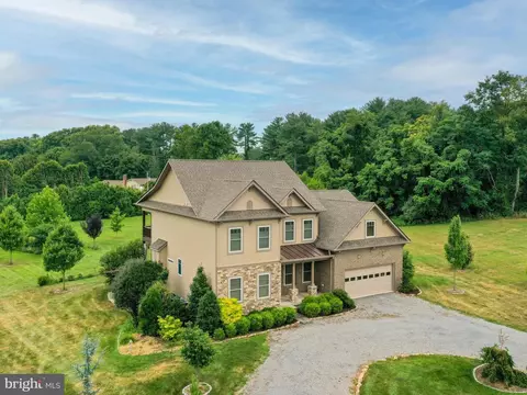 78 Burch Ln, Boyce, VA 22620 photo 2