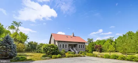 163 Greenfields Ln, White Post, VA 22663 photo 3