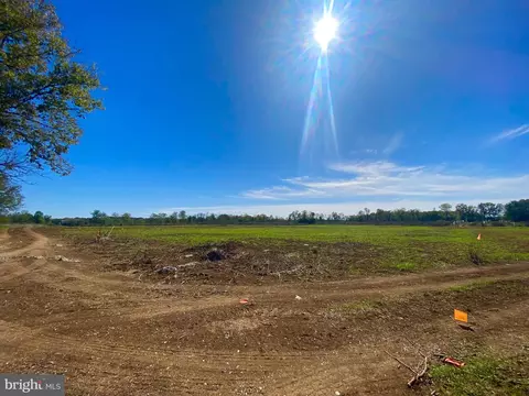 737 Longmarsh Rd, Berryville, VA 22611