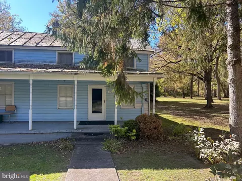 1756 Millwood Rd, Millwood, VA 22646