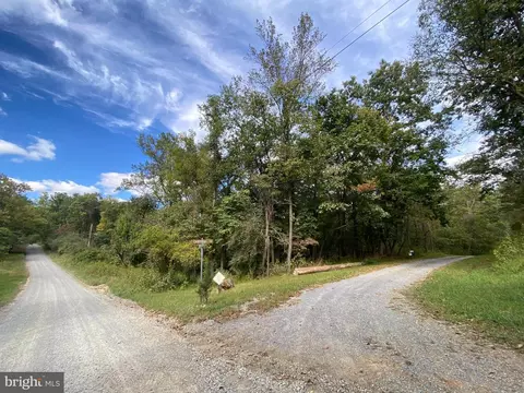 0 Cardinal Ln, Boyce, VA 22620