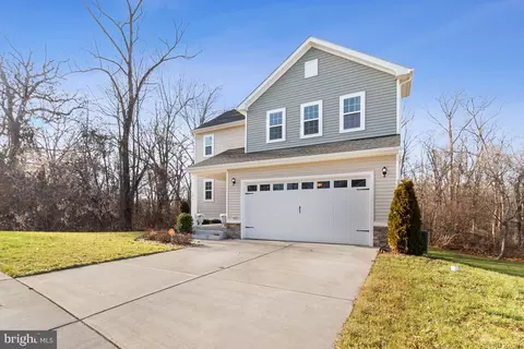 121 Grand Oaks Dr, Boyce, VA 22620 photo 3