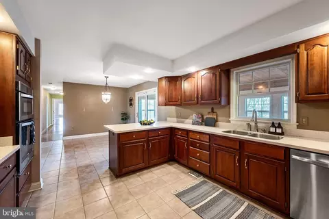 Kitchen - 674 Browntown Rd, Boyce, VA 22620 photo 5 of 8