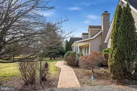 Exterior - 674 Browntown Rd, Boyce, VA 22620 photo 2 of 14