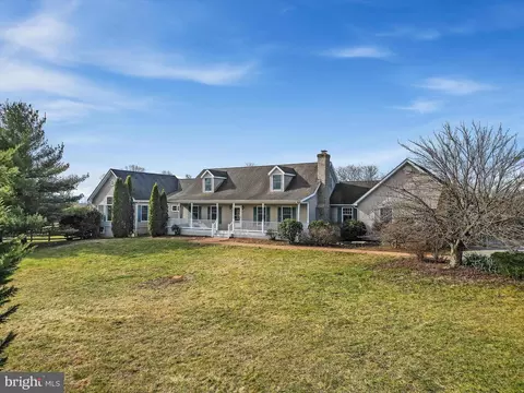 Exterior - 674 Browntown Rd, Boyce, VA 22620 photo 8 of 14