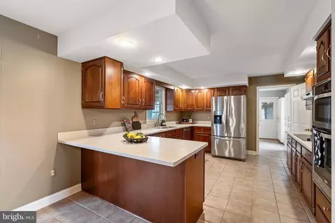 Kitchen - 674 Browntown Rd, Boyce, VA 22620 photo 4 of 8