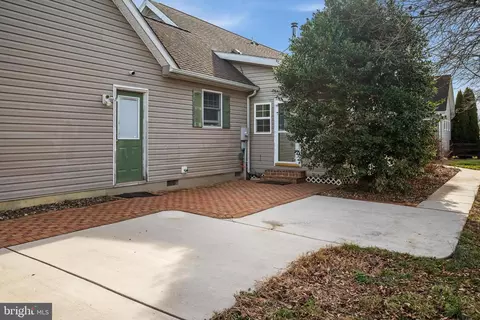 Exterior - 674 Browntown Rd, Boyce, VA 22620 photo 9 of 14