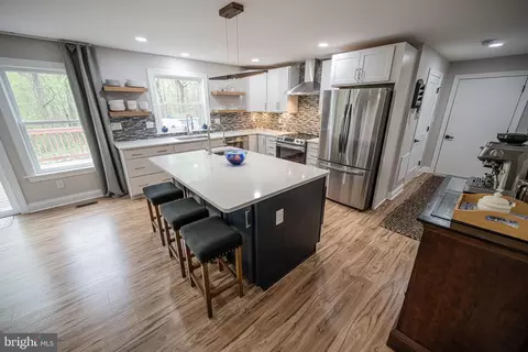 Kitchen - 454 Pine Grove Rd, Bluemont, VA 20135 photo 1 of 5