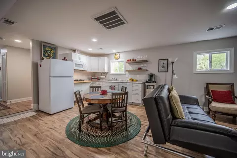 Kitchen - 454 Pine Grove Rd, Bluemont, VA 20135 photo 5 of 5