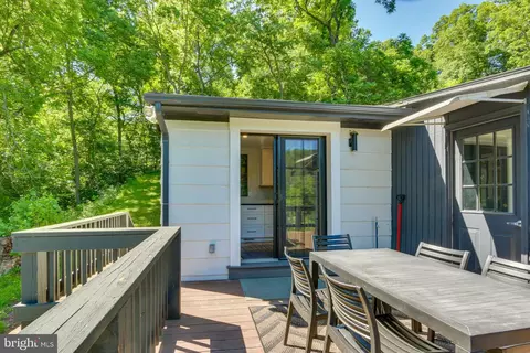 Exterior - 3295 River Rd, Bluemont, VA 20135 photo 7 of 13