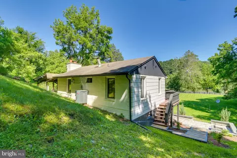 Exterior - 3295 River Rd, Bluemont, VA 20135 photo 9 of 13