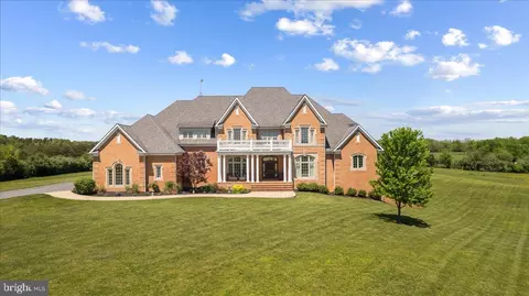 4790 Senseny Rd, Berryville, VA 22611