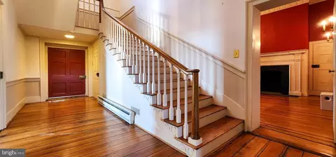 Entry Way - 1074 Berrys Ferry Rd, White Post, VA 22663 photo 2 of 4