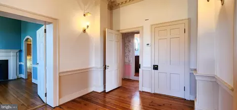 Entry Way - 1074 Berrys Ferry Rd, White Post, VA 22663 photo 3 of 4