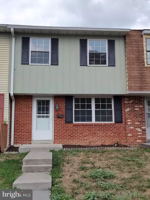 215 Ritter Pl, Berryville, VA 22611