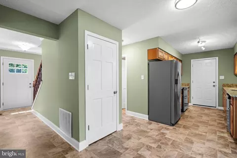 459 Burch Ln, Boyce, VA 22620 photo 13