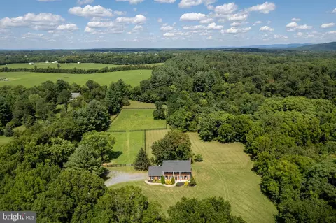 459 Burch Ln, Boyce, VA 22620 photo 5