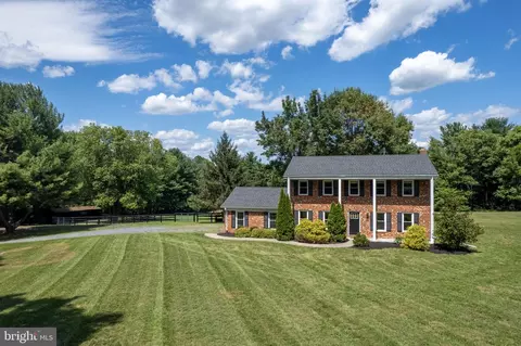 459 Burch Ln, Boyce, VA 22620 photo 4