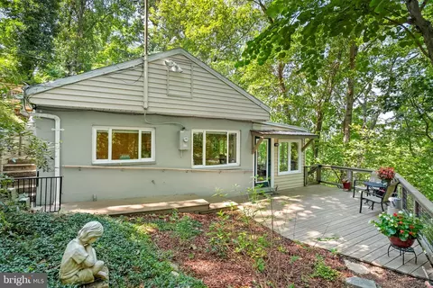 622 Timber Ln, Bluemont, VA 20135