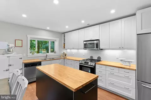 622 Timber Ln, Bluemont, VA 20135 photo 13