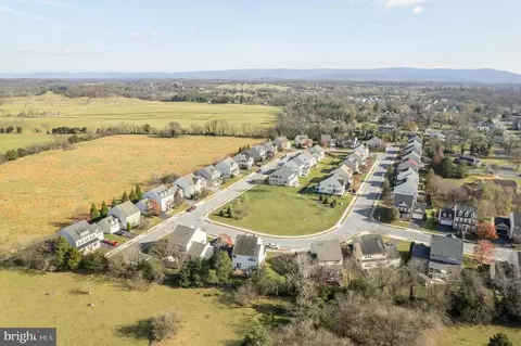 View/Area - 317 Hopkins Dr, Boyce, VA 22620 photo 10 of 12
