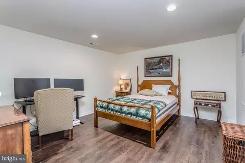Bedroom - 317 Hopkins Dr, Boyce, VA 22620 photo 3 of 3
