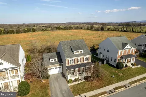 View/Area - 317 Hopkins Dr, Boyce, VA 22620 photo 2 of 12