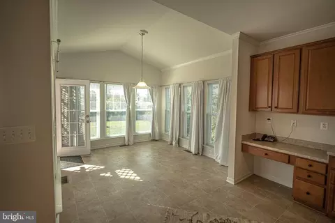 Entry Way - 121 Roseville Ct, Boyce, VA 22620 photo 2 of 10