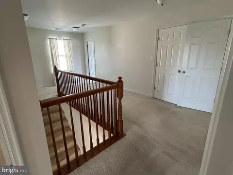 Entry Way - 121 Roseville Ct, Boyce, VA 22620 photo 6 of 10