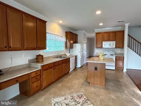 Kitchen - 121 Roseville Ct, Boyce, VA 22620 photo 5 of 8