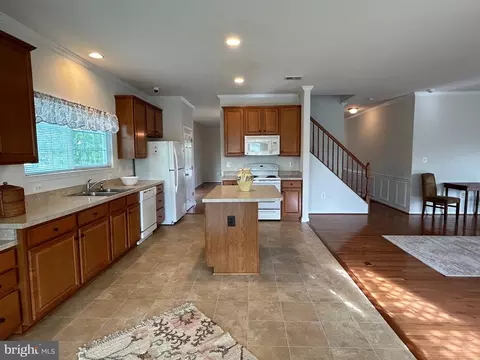 Kitchen - 121 Roseville Ct, Boyce, VA 22620 photo 6 of 8