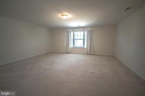 Living - 121 Roseville Ct, Boyce, VA 22620 photo 9 of 12