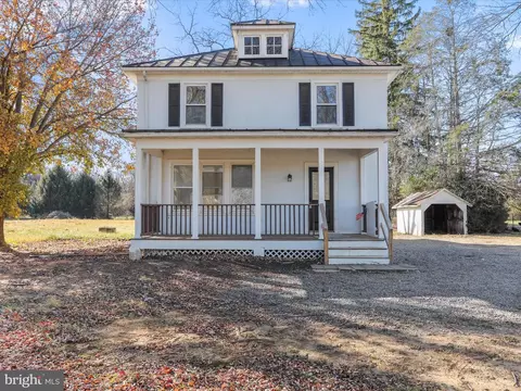 1015 W Main St, Berryville, VA 22611