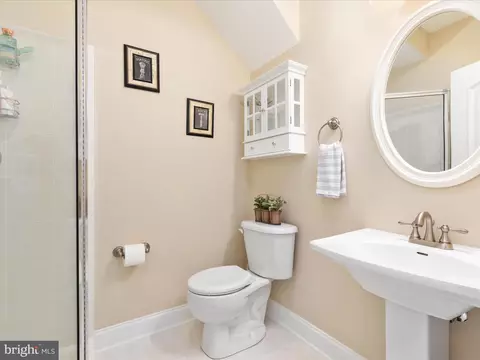 Bath - 460 Solitude Ln, Boyce, VA 22620 photo 6 of 9