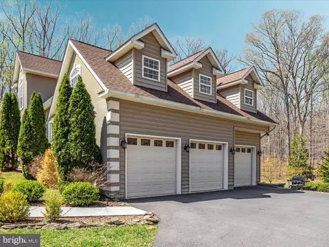 Exterior - 460 Solitude Ln, Boyce, VA 22620 photo 4 of 10