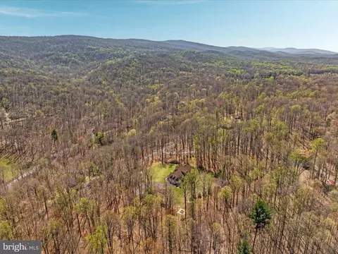 View/Area - 460 Solitude Ln, Boyce, VA 22620 photo 8 of 9